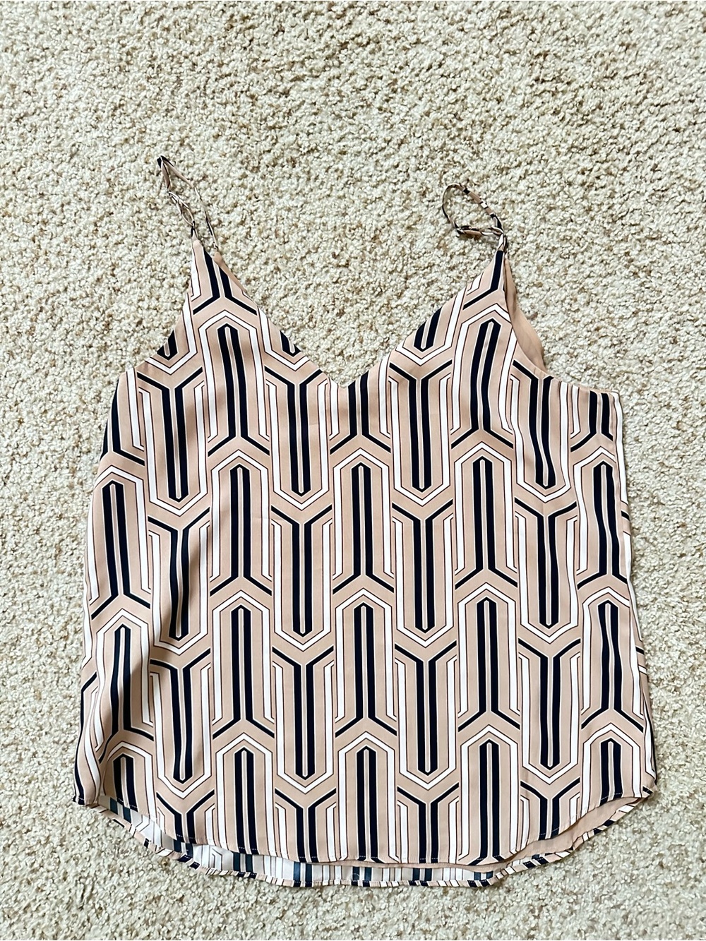 Express Tank Top - Picture 2 of 3